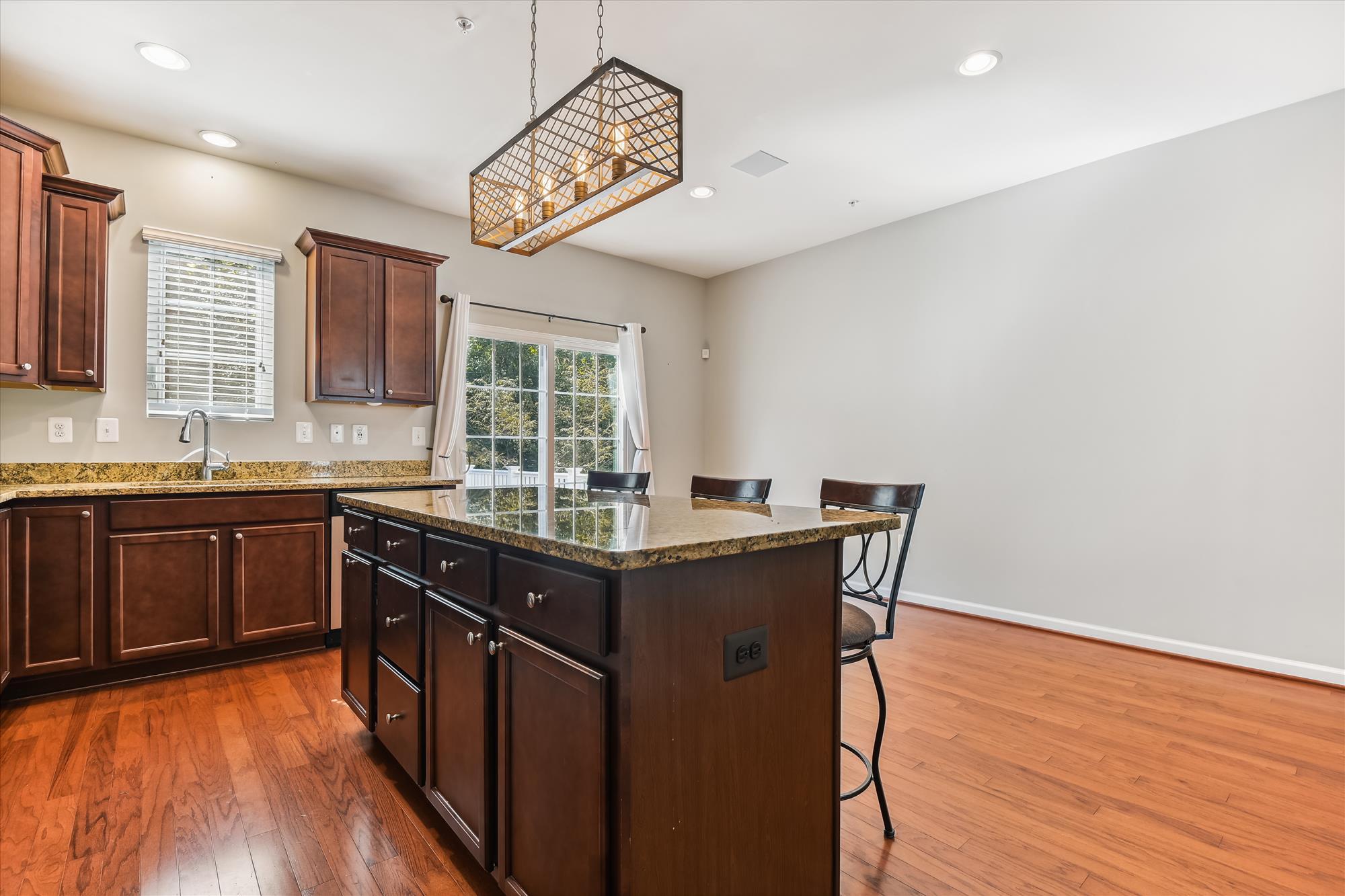 Kitchen - 503 Kinglets Roost Ln