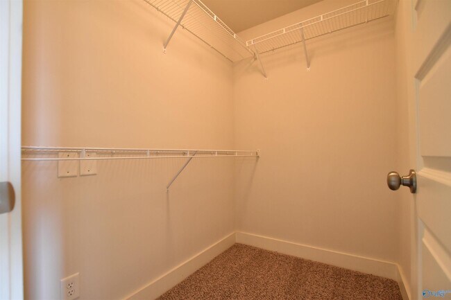 Building Photo - 6007 Stonewater Ct