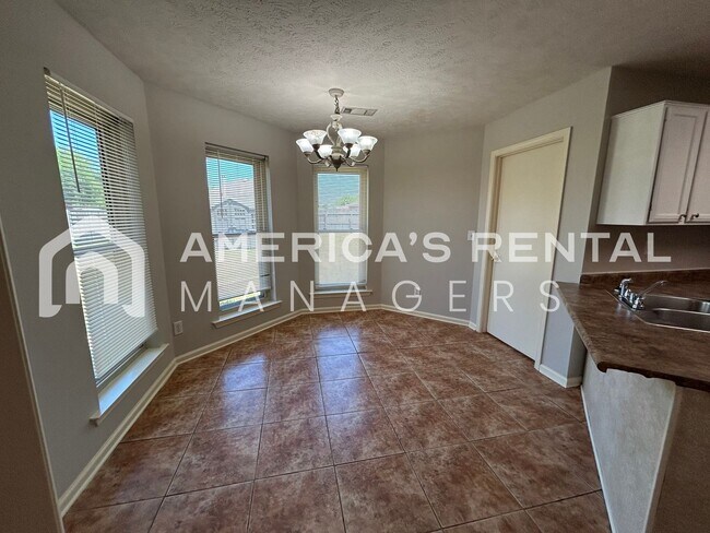 Building Photo - Home for rent in Montgomery!!! Available NOW!!!