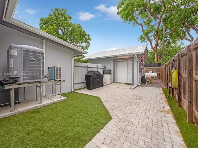 Building Photo - 42 Bonefish Ave