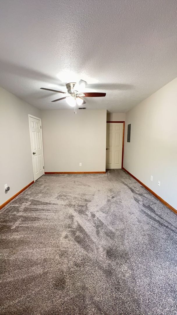 Building Photo - 2/2 for rent in desirable Fairways Condos