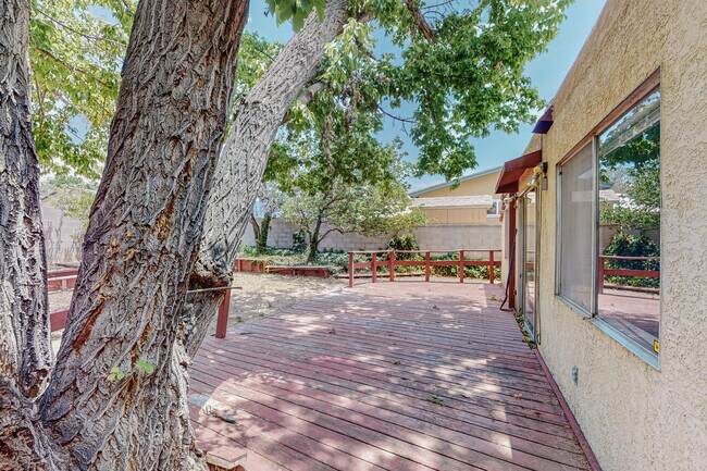 Building Photo - 7309 Coulson Dr NE