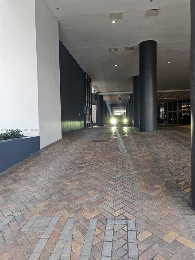 Building Photo - 60 SW 13th St