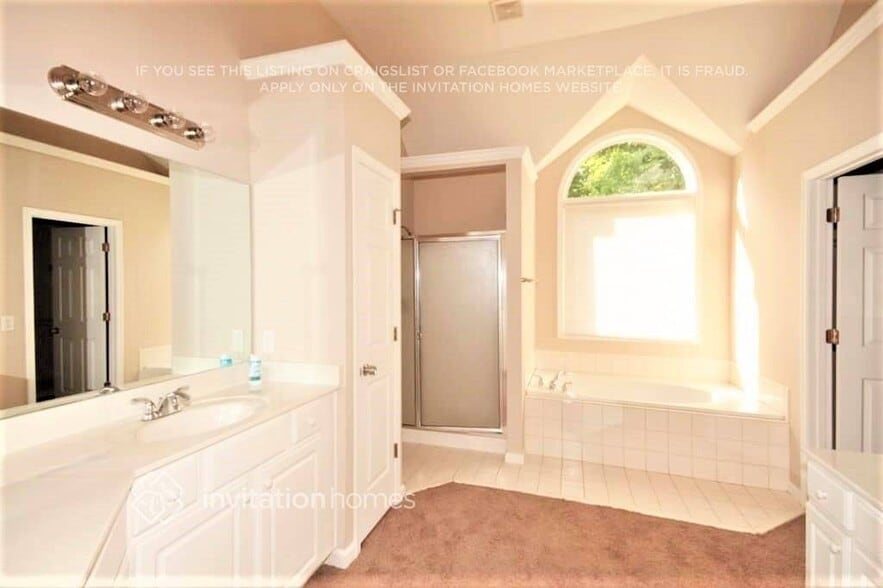 Building Photo - 3850 Ansley Park Dr