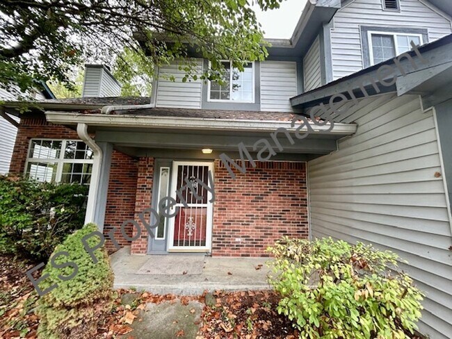 Building Photo - Wonderful 3 Bedroom 2.5 Bathroom Two Story...