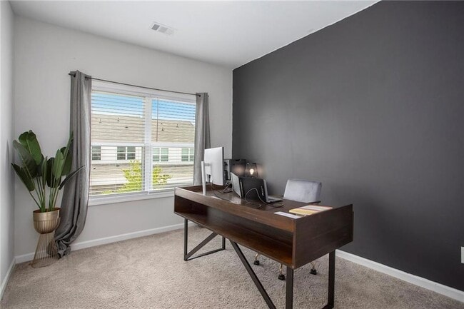 Building Photo - 1961 James Red Moore Blvd