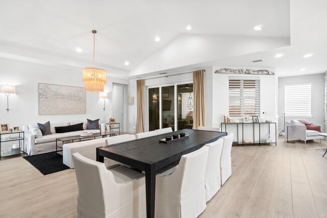 Building Photo - 8411 Coral Reef Wy
