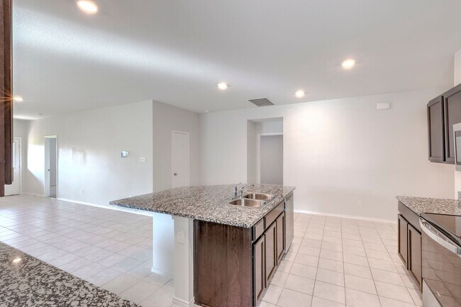 Building Photo - 4003 Arafel Ln