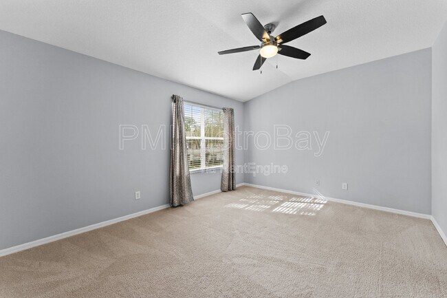 Building Photo - 5873 Fishhawk Ridge Dr