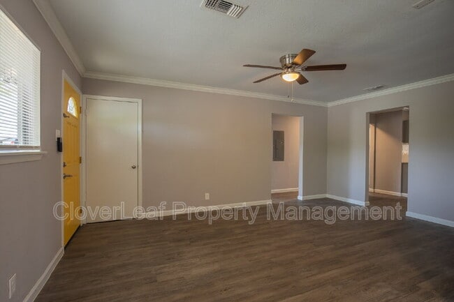 Building Photo - 2719 Gunsmoke Dr