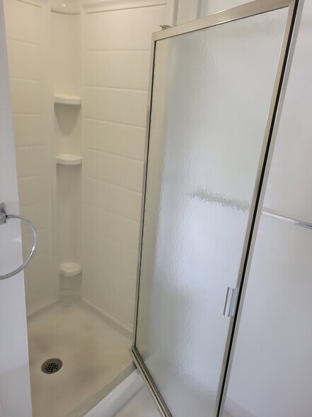 Building Photo - 1448 Massillon Rd