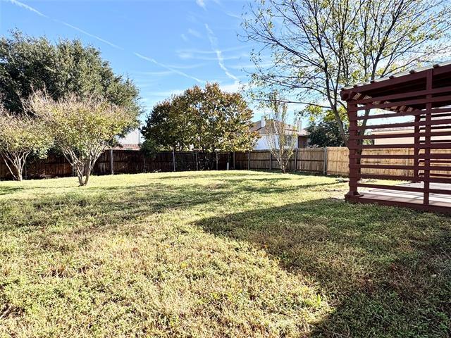 Building Photo - 6723 Ambercrest Dr