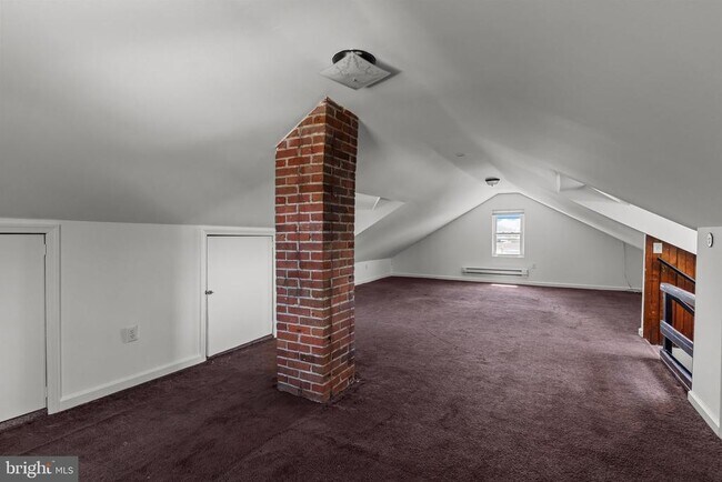 Building Photo - 9234 Walker St