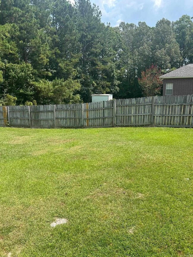 Building Photo - 5506 Oakwood Dr