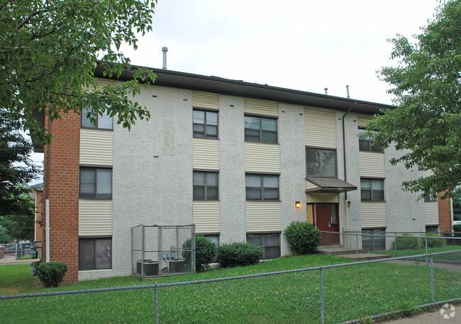 Building Photo - Bethel Villas Apartments