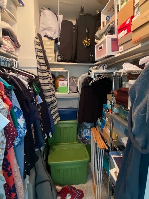 Building Photo - 3550 N Lake Shore Dr