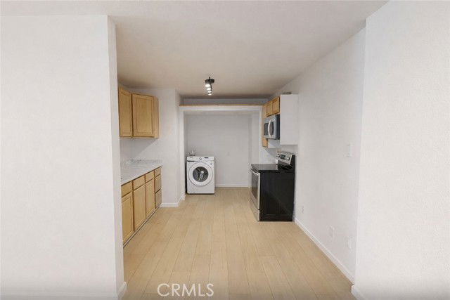 Building Photo - 5637 E Palmdale Blvd