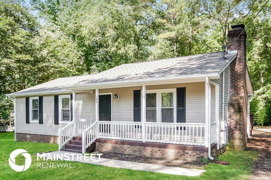 Primary Photo - 108 S Bend Dr