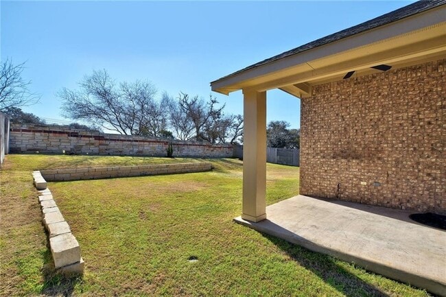 Building Photo - 209 Wynnpage Dr