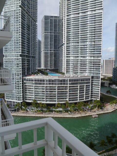 Building Photo - 801 Brickell Key Blvd