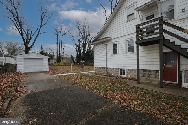 Building Photo - 34 Yale Rd