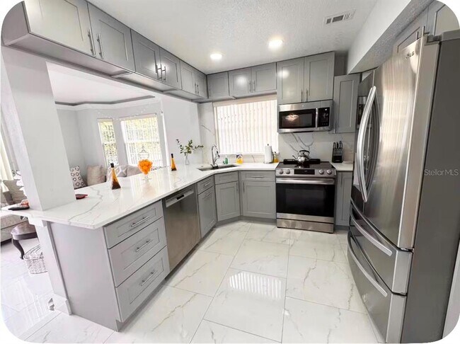 Building Photo - 574 Orchid Dr