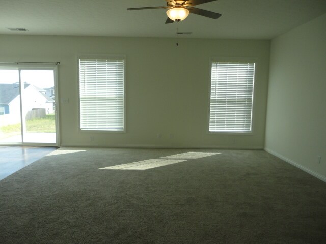 Building Photo - 6615 Blue Ridge Ct