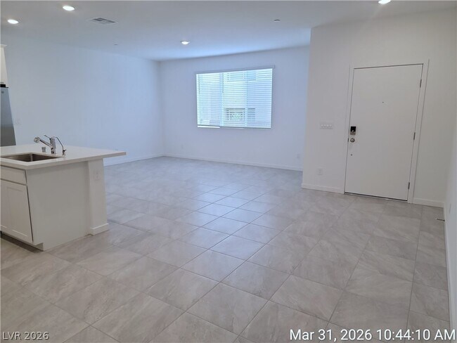 Building Photo - 1524 Maya Xing Ave