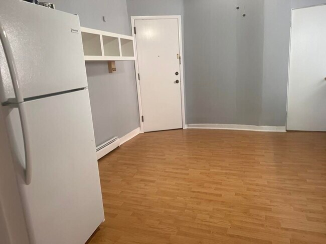 Building Photo - 668-670-670 John F. Kennedy Blvd