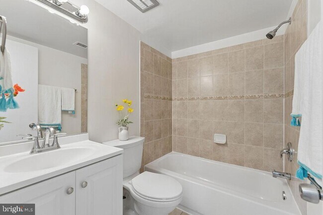 Building Photo - 7704 Donnybrook Ct