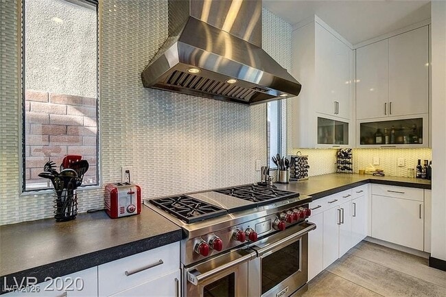 Building Photo - 54 Coralwood Dr