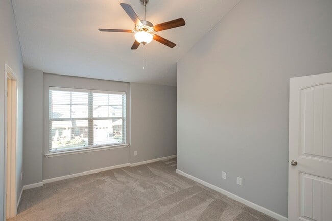 Building Photo - 1030 Leadville Dr