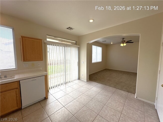 Building Photo - 1033 Sweeping Ivy Ct