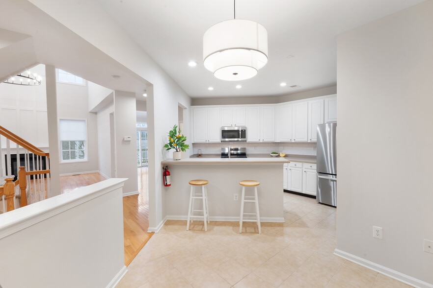 Kitchen - 64 Henning Ter