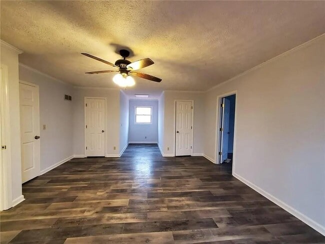 Building Photo - 7591 S Chestatee St