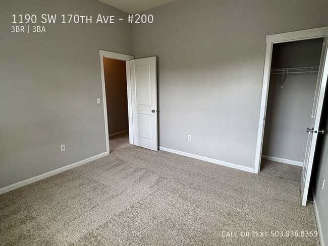 Building Photo - 1190 SW 170th Ave