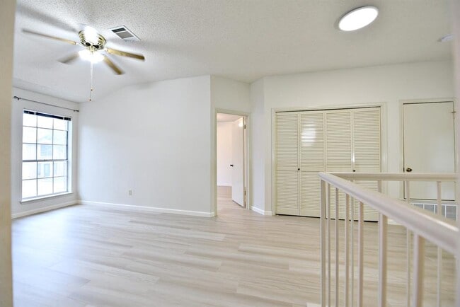 Building Photo - 13329 Black Canyon Dr