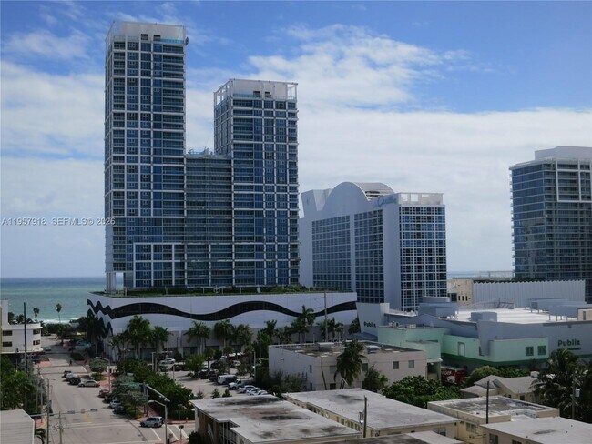 Building Photo - 401-469 69th St