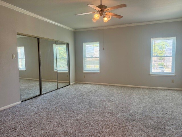 Building Photo - 8085 El Mundo St