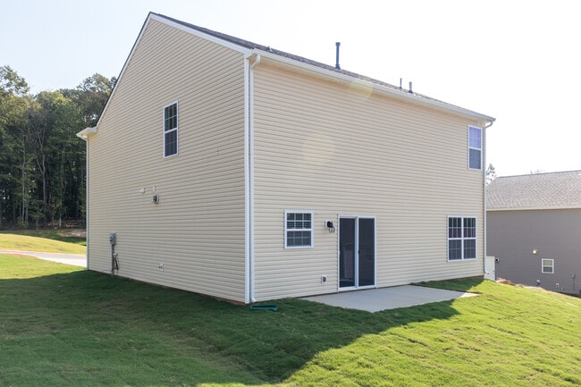 Building Photo - 4831 Birchcrest Ln