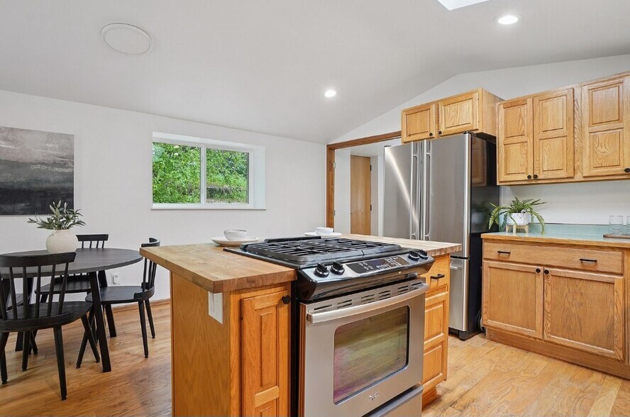 Building Photo - 8493 Lefthand Canyon Dr