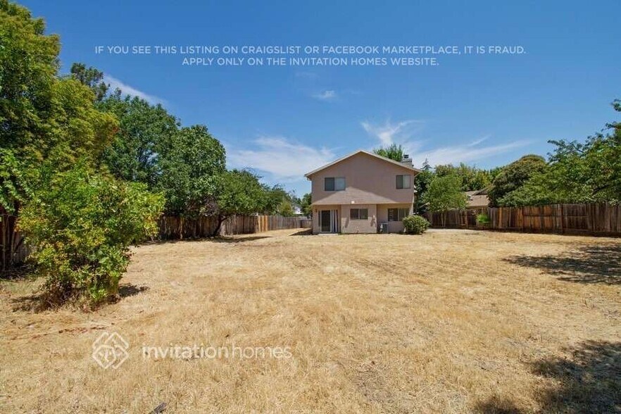 Building Photo - 6036 Sun Dial Way
