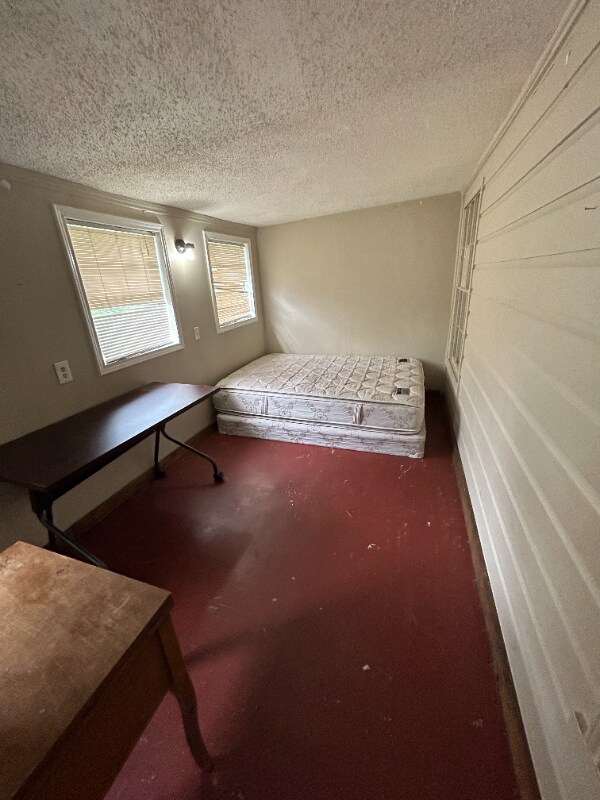 Building Photo - 202 Bois D Arc St