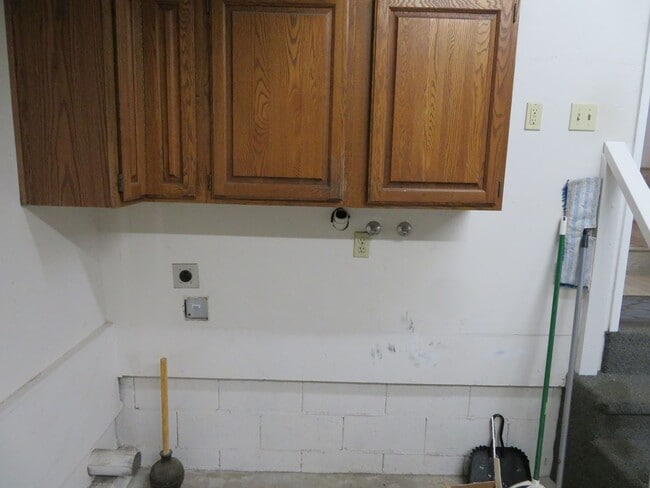 Building Photo - 3 bedroom, 2 bathroom in Scotts Valley