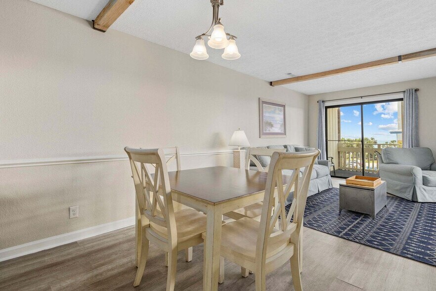 Building Photo - 2805 N Ocean Blvd