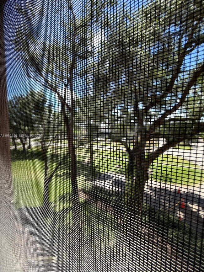 Building Photo - 6800 Cypress Rd