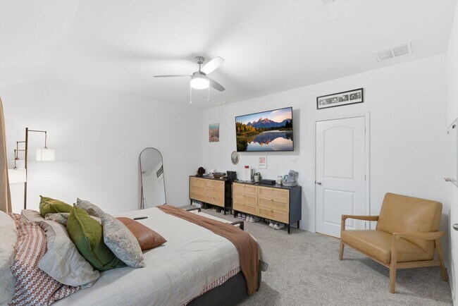 Building Photo - 322 Coral Drift Ct