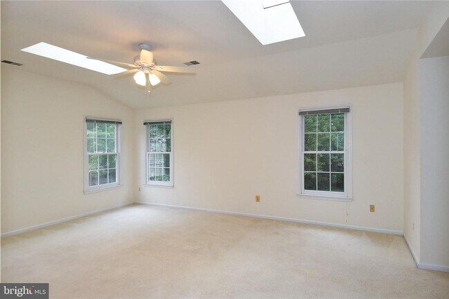 Building Photo - Elegant Brick Colonial on Quiet Cul-de-Sac...