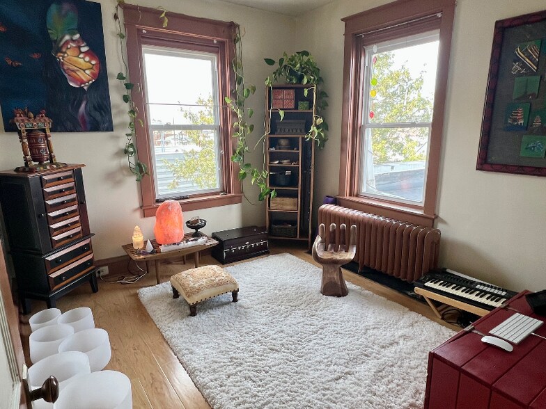 Building Photo - 101 W Lancaster Ave