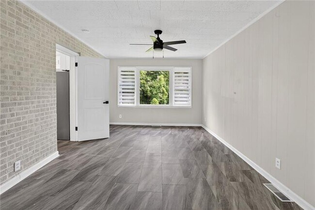 Building Photo - 3081 Glendale Ct